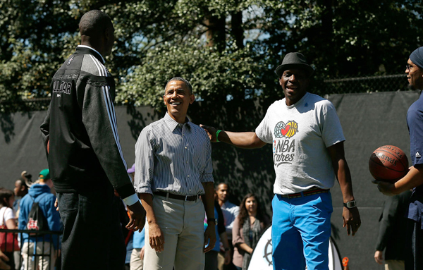 119640 819 قصه گفتن جالب اوباما در مراسم عید پاک آمریکا +عکس