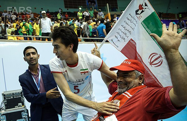 131580 852 حواشی دومین پیروزی والیبال ایران از برزیل (تصاویر)