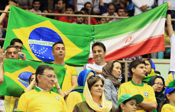 131590 199 حواشی دومین پیروزی والیبال ایران از برزیل (تصاویر)