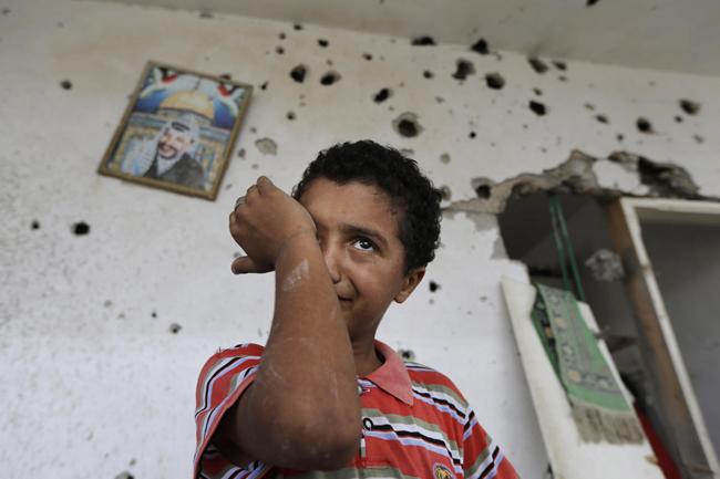 145642 537 بازگشت مردم غزه به خانه های خراب شده (تصاویر)