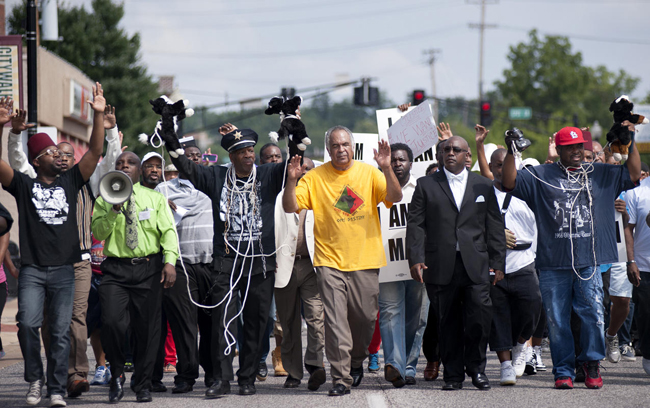 147670 139 اعتراضات جنجالی سیاهپوستان در امریکا (تصاویر)
