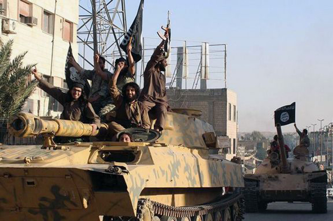 (تصاویر) تصرف «الرقه» به دست داعش
