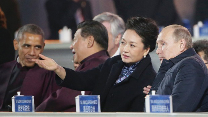 169669 955 صمیمی شدن پوتین با زن رئیس جمهور چین جنجال شد+تصاویر