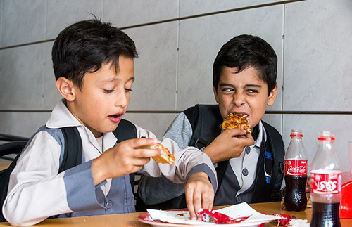 (تصاویر) زنگ خطر چاقی در مدارس