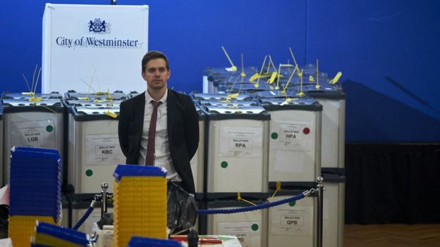 آغاز انتخابات پارلمانی در انگلیس