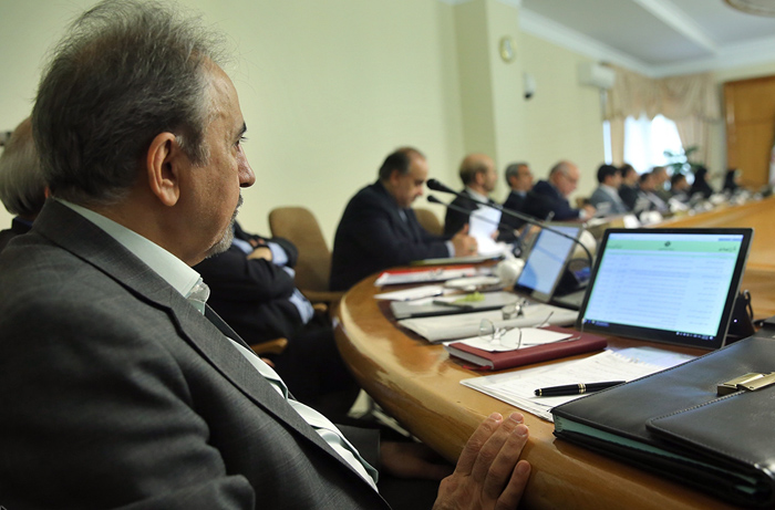 تصاویر/ پس از 18سال شهردار تهرن در جلسه دولت