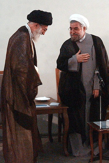 70984 847  دیدار روحانی با رهبر انقلاب +(تصویر)