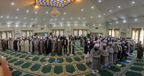 برگزاری دو نماز جماعت در کنفرانس وحدت اسلامی!