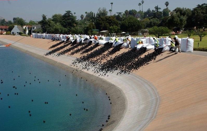 یک ایرانی، طراح توپ‌های نگهبان آب سد کالیفرنیا