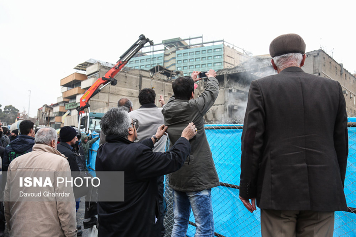 (تصاویر) بازگشایی خیابانِ مقابل پلاسکو