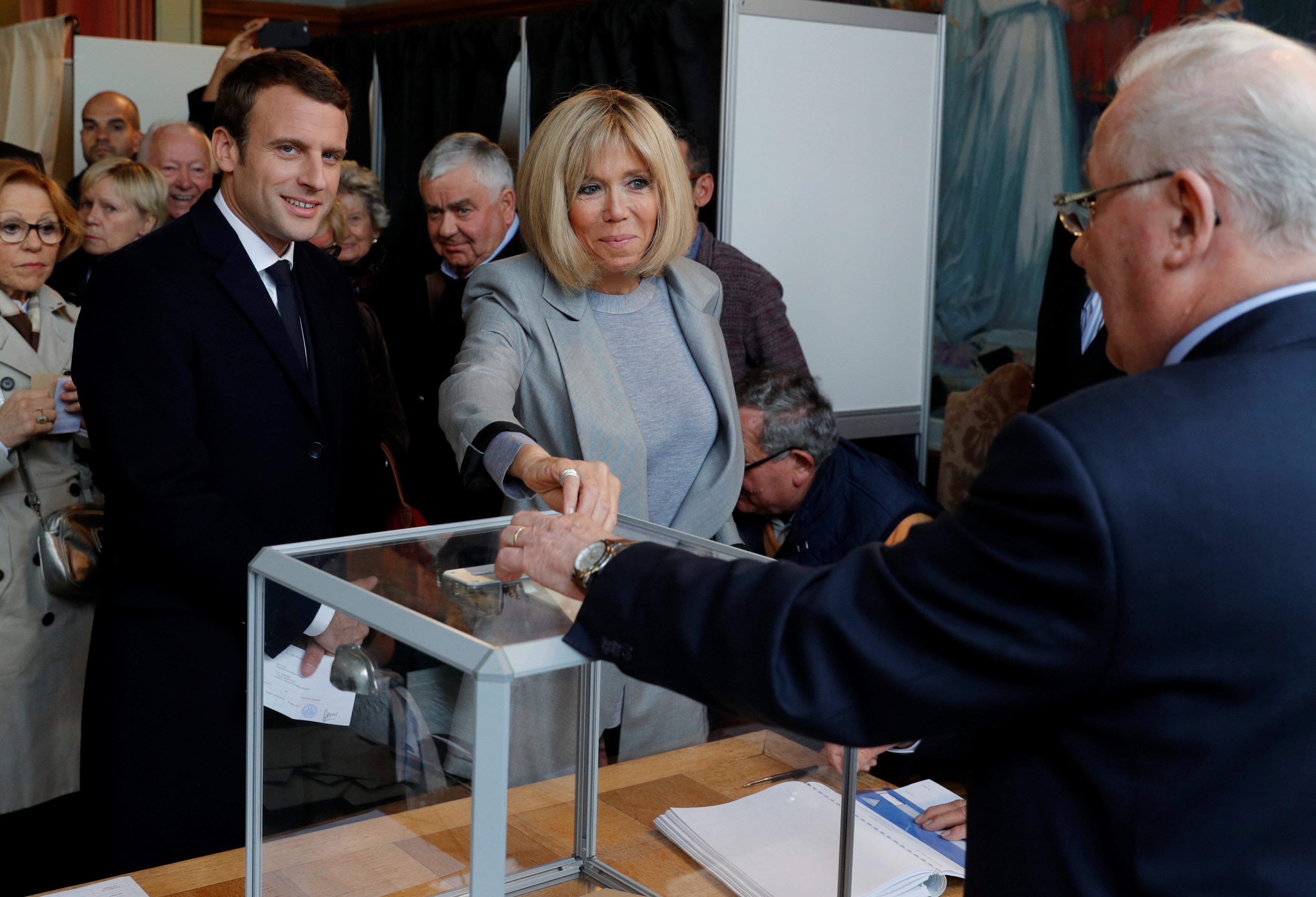 5 واقعیت درباره همسر رئیس جمهور احتمالی فرانسه