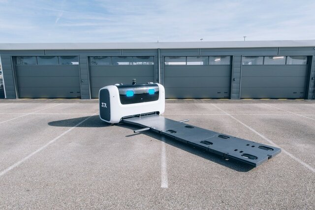 (ویدئو) رباتی که خودروی شما را پارک می‌کند!