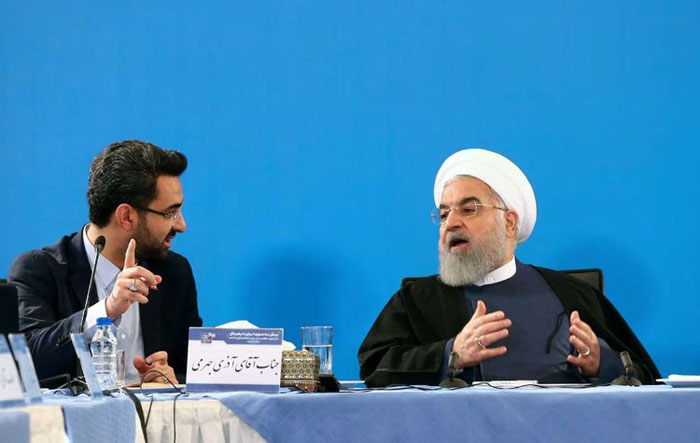 جدال دادستانی با آذری جهرمی/ حمایت روحانی از وزیر جوان