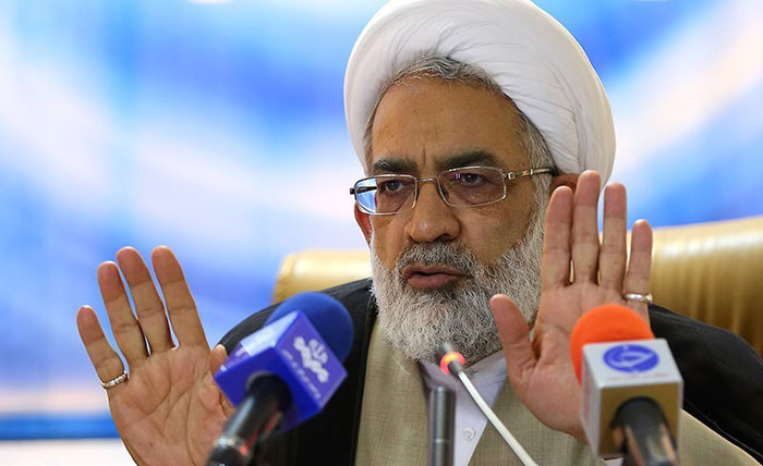 جدال دادستانی با آذری جهرمی/ حمایت روحانی از وزیر جوان