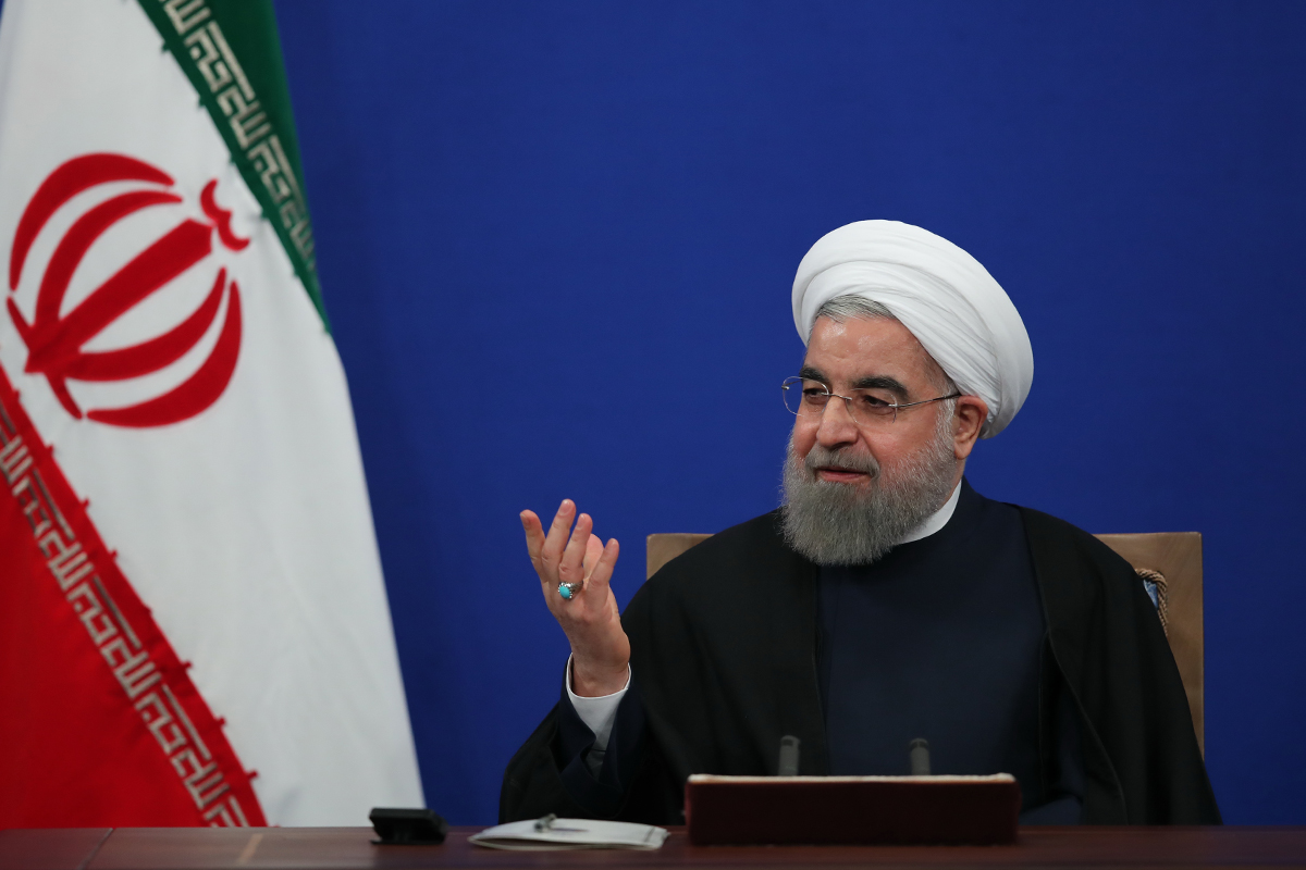 روحانی: پیغام می‌دهند مذاکره کنیم، مذاکره برای چه؟