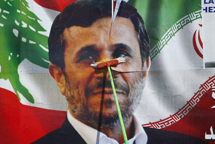 احمدی‌نژاد اصولگرایان را عصبانی کرد
