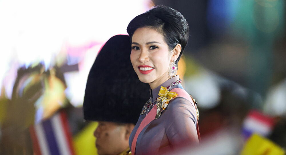 انتشار انتقام‌آمیز عکس‌های خصوصی معشوقه پادشاه تایلند