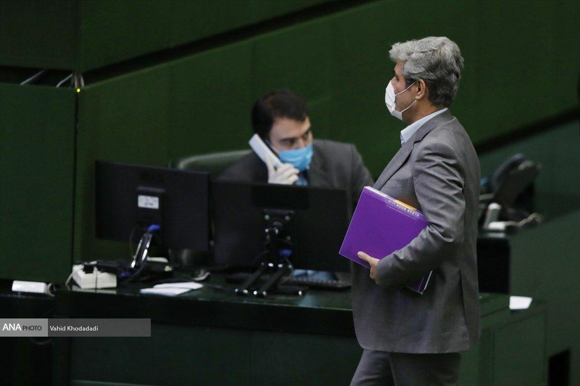 (تصاویر) غلامرضا تاچگردون مجلس را ترک کرد