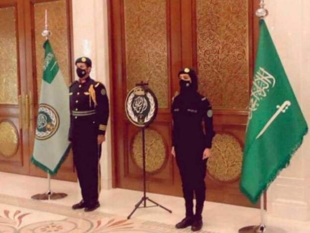 تصویر سرباز زن عضو گارد سلطنتی سعودی 