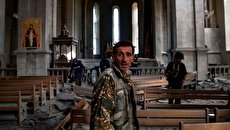 (تصاویر) کلیسای تاریخی قره باغ پس از حمله موشکی