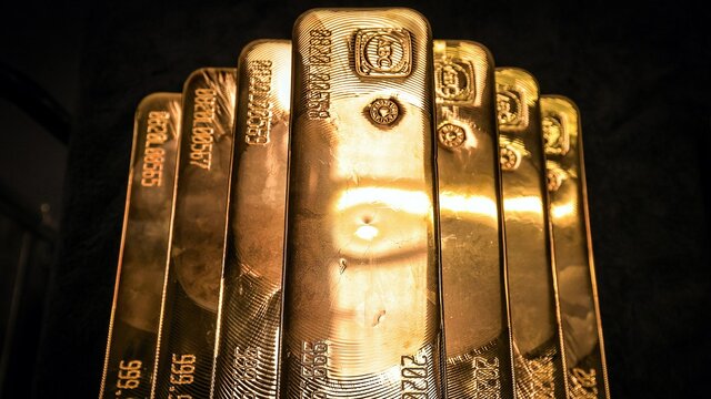 نرخ ارز، دلار، سکه و طلا در بازار امروز ۱۴ آذر ۹۹؛ هر گرم طلا ۱۸ عیار یک میلیون و ۱۲۸ هزار تومان