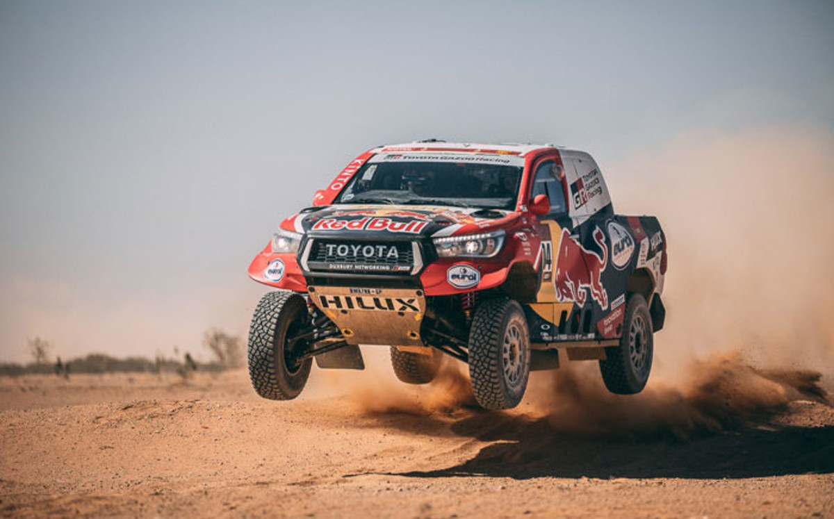 2021 Toyota Hilux Rally Dakar