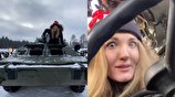 (ویدئو) سلبریتی اوکراینی در تانک روس چه می‌کند؟