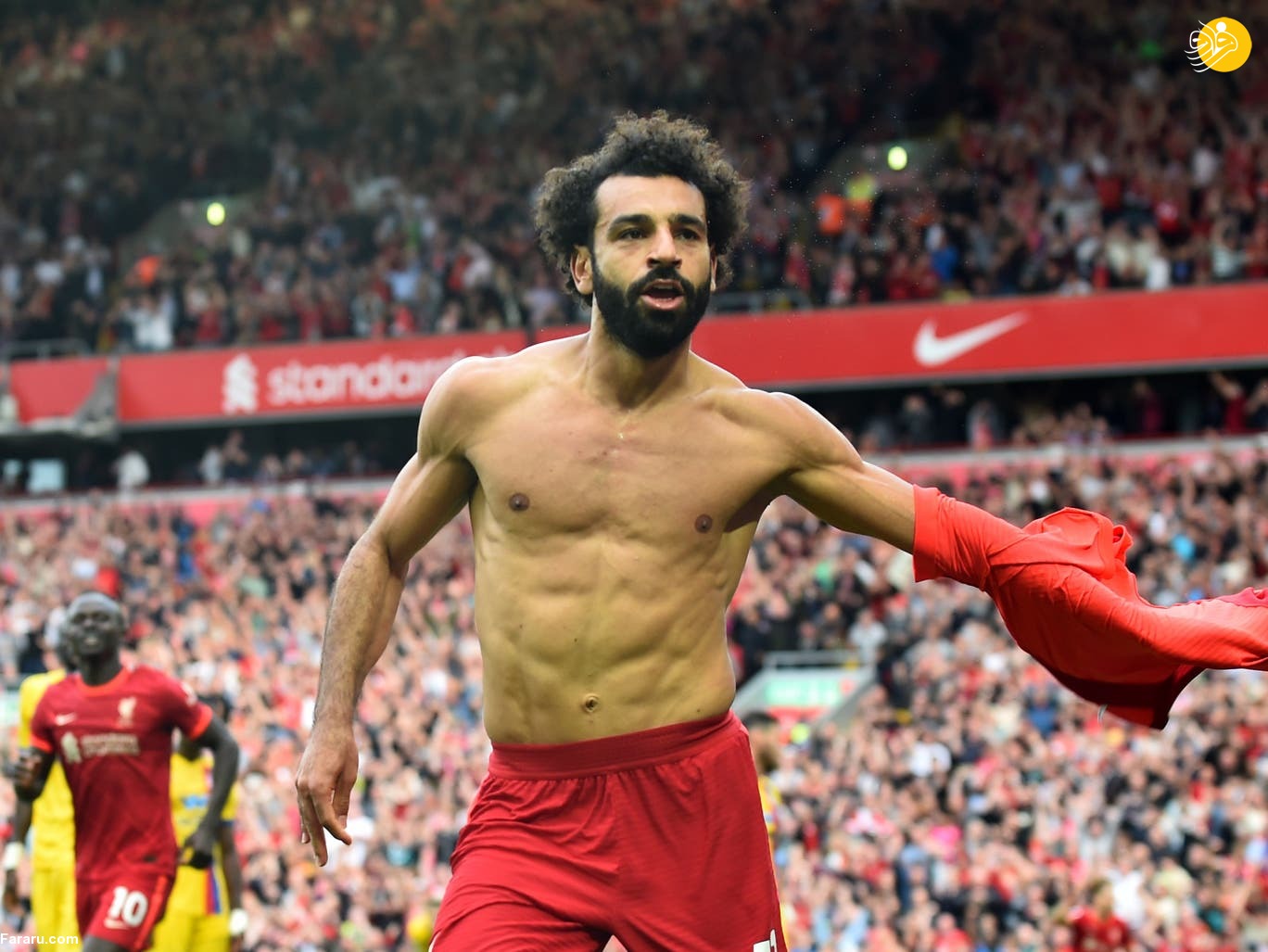 (تصاویر) عضلات بدن محمد صلاح سوژه شد 4