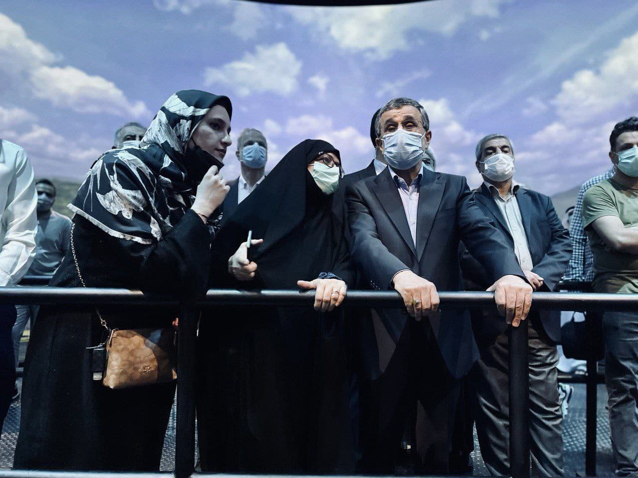 (تصاویر) جنجال احمدی‌نژاد در دبی
