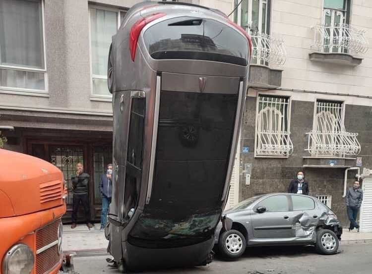 (تصویر) تصادف عجیب اسپورتیج در تهران