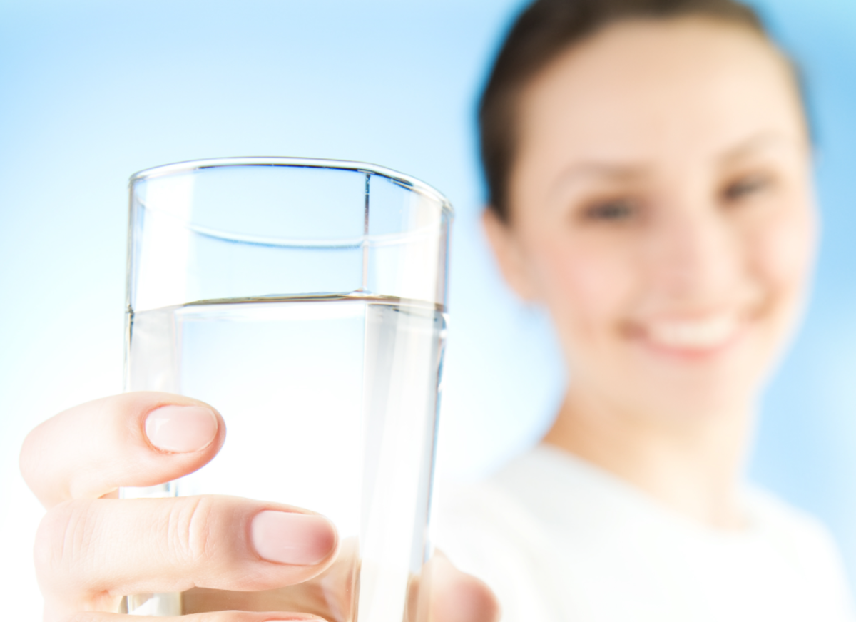 Как правильно пить воду натощак