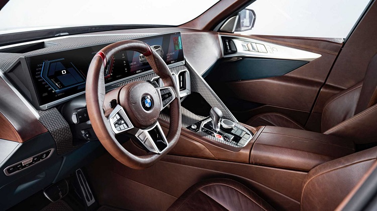 شاسی بلند وحشی BMW XM