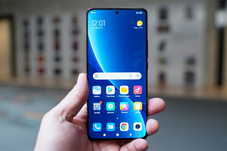 همه آنچه باید درباره گوشی پرچمدار Xiaomi 12 Pro بدانید