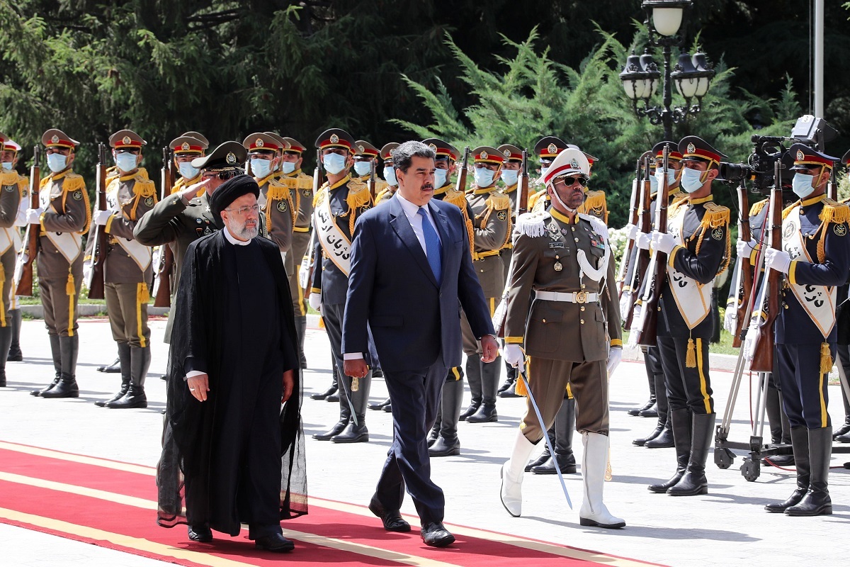 (تصاویر) استقبال رسمی رئیسی از مادورو