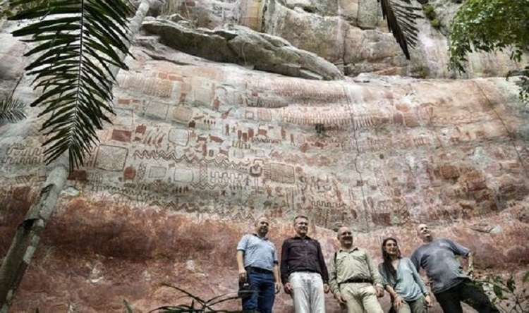کشف نقاشی‌های صخره‌ای باستانی شگفت انگیز در آمازون