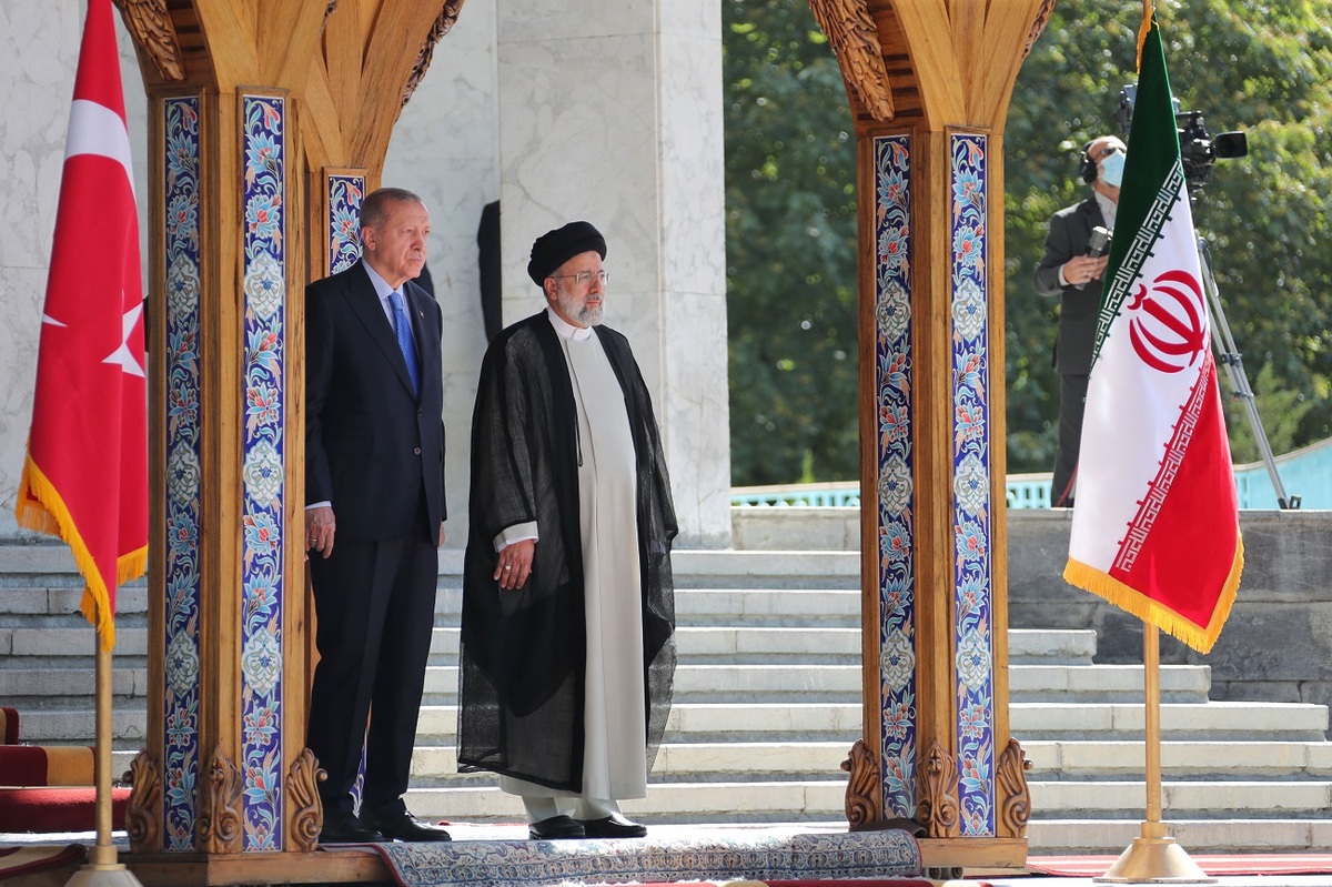 (تصاویر) استقبال رسمی رئیسی از اردوغان