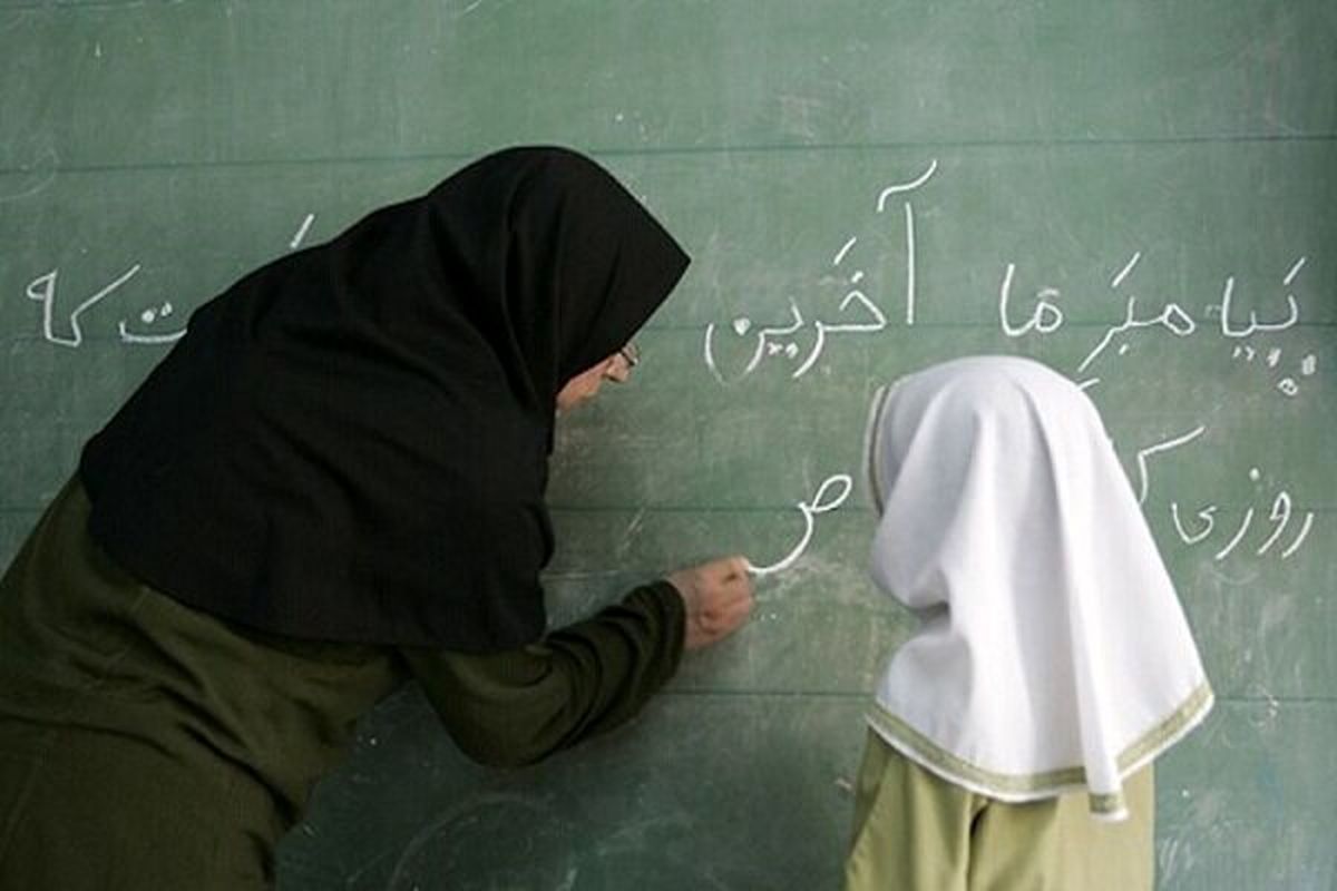 «دولت در رتبه‌بندی معلمان خست به خرج داده است»