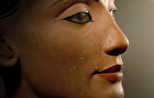 کشف سرنخ‌هایی از محل دفن نفرتیتی، ملکه افسانه‌ای مصر