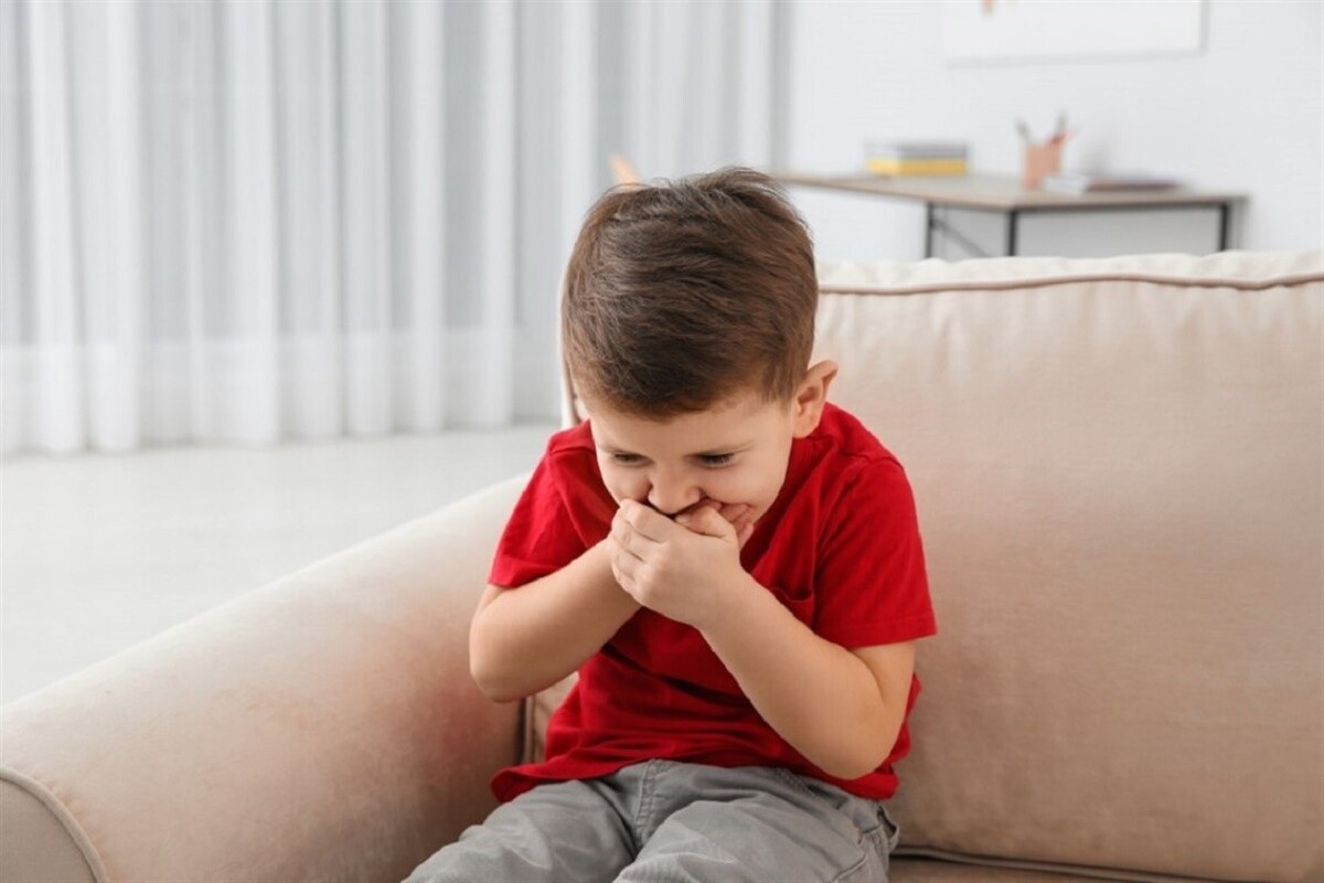 شایع‌ترین علت مسمومیت در کودکان چیست؟