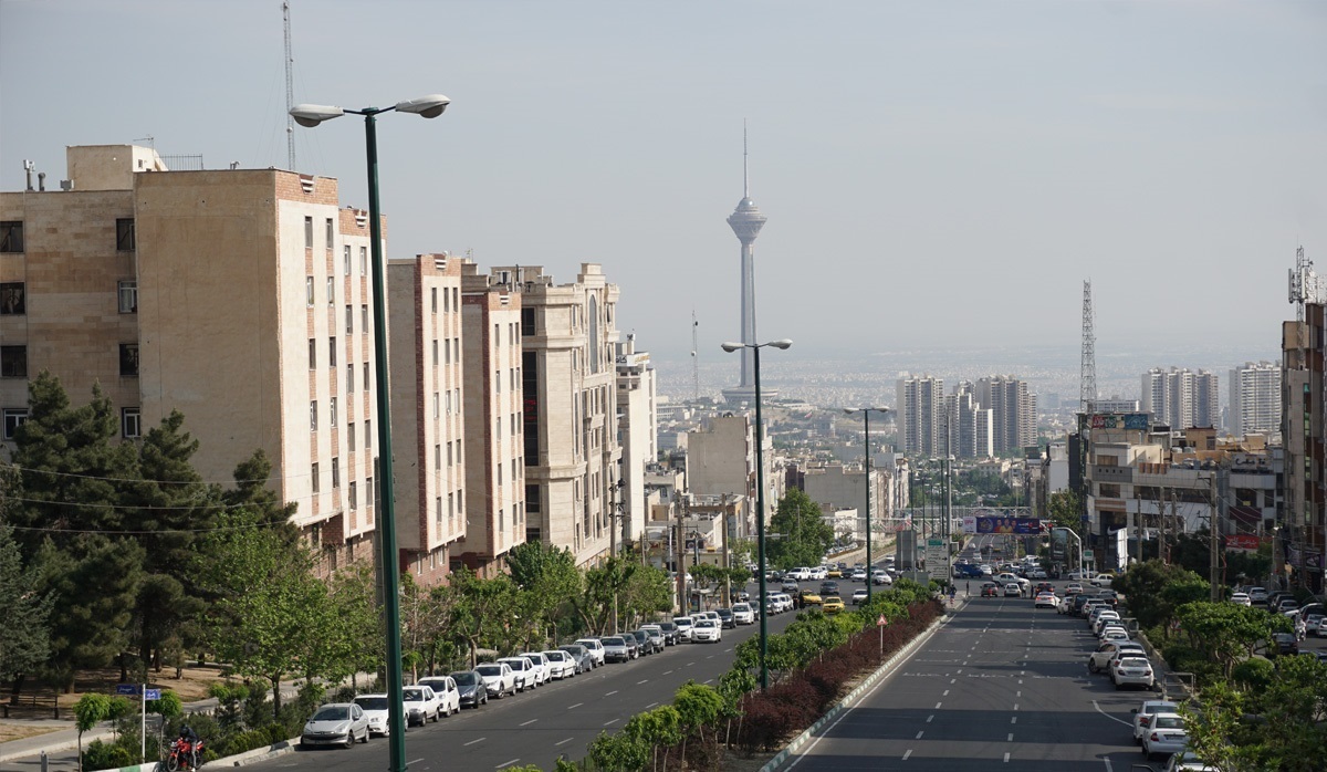 کار در تهران، زندگی در حاشیه!