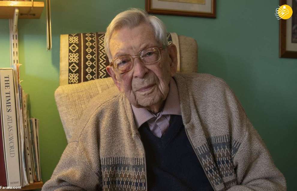 باب وایتون اهل انگلیس متولد 29 مارس 1908 با 111 سال سن 