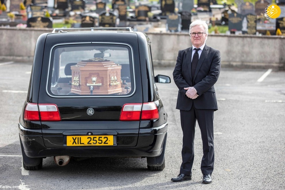 پاتریک بلیک مدیر تشییع جنازه در درلین ایرلند شمالی است. خانواده بلیک از بیش از 100 سال پیش مسئولیت خدمات خاکسپاری را عهده دار بوده اند. 