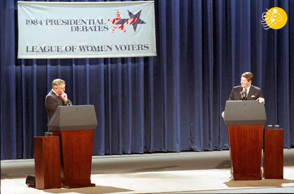 سال 1984: مناظره بین رونالد ریگان 73 ساله با والتر ماندیل نامزد 56 ساله دموکرات برگزار شد و ریگان دوباره رئیس جمهور آمریکا شد.