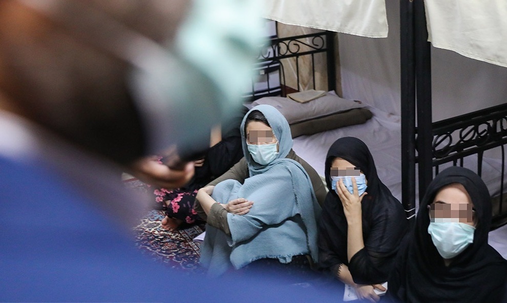 زنان بازداشت شده اعتراضات در ندامتگاه زنان تهران(تصاویر)